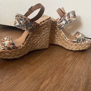 Gibson Latimer Wedge Heels BRAND NEW size 9
